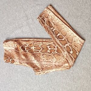 PHEEL WOMENS ATHLETIC SPORTSWEAR ACTIVE SPIRIT SNAKE PATTERN LEGGINGS